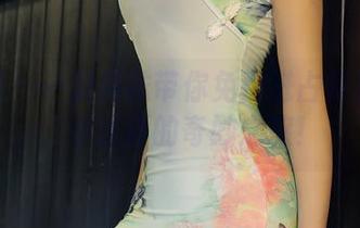 秀人网 – 一双棉袜带你免费进占资源宝地，小逗逗的奇妙之旅！