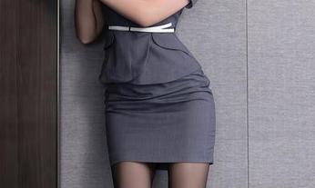 秀人网 – 当我观看林文文yooki的花嫁，脑海里竟然浮现出个世纪婚礼。