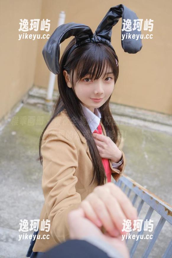 稚乖画册 - 夜夜全集：当校园遇上写真，课本里的公式都不够用！