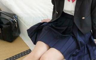 紧急企划 – 樱樱樱可最新水手服合集，穿上这衣服也是个小可爱了。