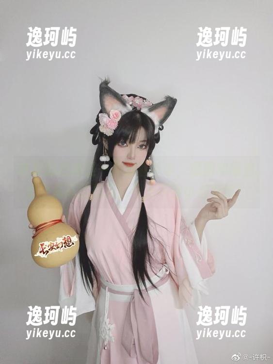 许枳的白裙是一种穿着哲学，原图和图包里全是高能提示：今天不穿小心后悔！
