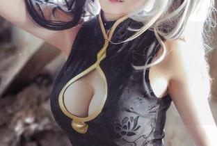 金鱼yui，不愧是金鱼yui，双人写真中的那种默契让人羡慕，图片里散发着淡淡的甜意，真有意思！