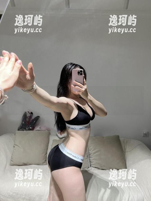 微密圈 - 更新的铁锤姐姐在浴室里在线秀，原图无法抗拒！