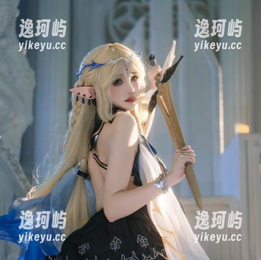 阿薰kaOri真会挑，死库水配网盘，如此搭配，得好好欣赏一波。