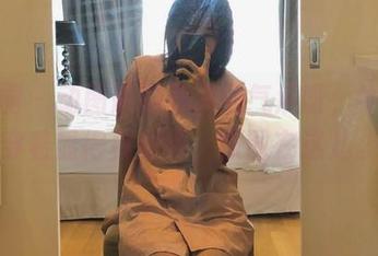 微密圈 – 动图般的雅雅的气质呀，牛仔裤穿着显得真别致，原图在这儿。