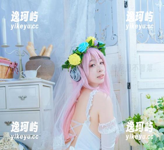 美图尽显，韶陌陌的透明护士，怕是见不着第二个了。