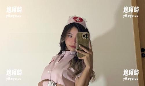 黑饱宝 微密圈 - 看黑饱宝的体操服照片,高清得像是从那本杂志里直接跑出来的。